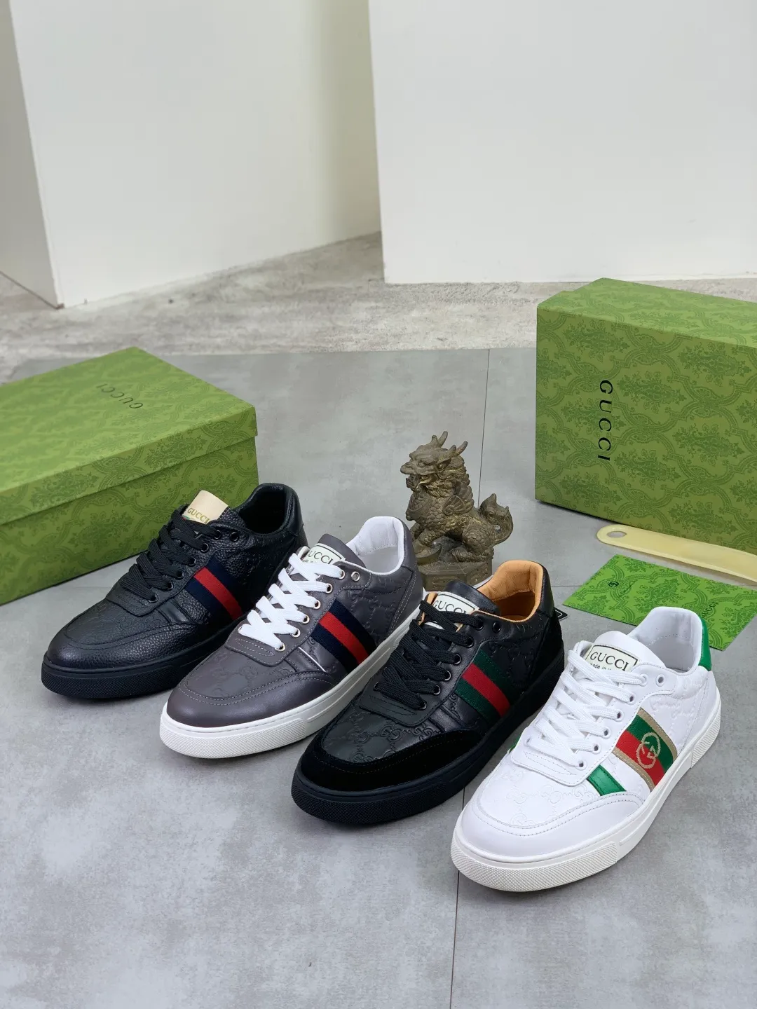 Men's shoes 💰P420 💰[New style]🆘 The latest model from Gucci GUCCI official website🎁Classic casual and fashionable men's shoes👟Best model💥The style is simple and elegant, exclusive for trendy men. Unique official website latest brand elements👑Gucci original decoration, fashionable and generous, original soft calfskin fabric➕Comfortable soft first-layer pigskin lining ✅The official website specifies the wear-resistant casual outsole, the classic model is taken in kind🎬Color: 4️⃣colors available😍Number: 38-44